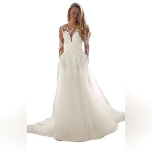 NEW Tulle Lace Beautiful Wedding Dress🤍